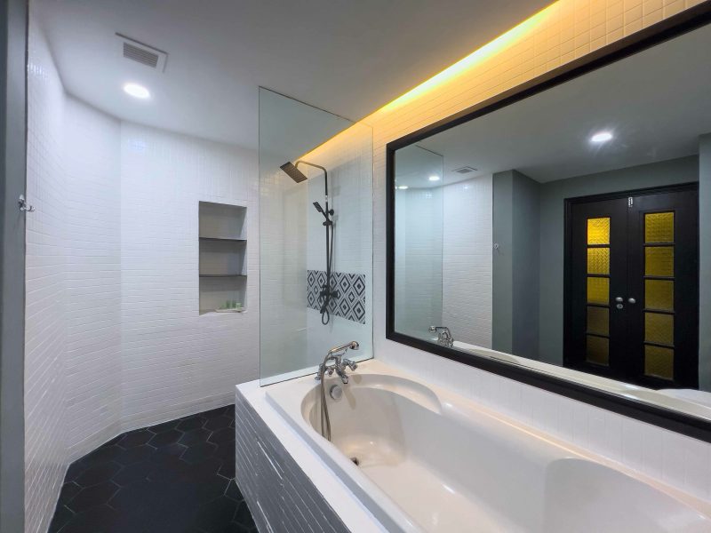 B_008_Rupajiwa_SeriCosta